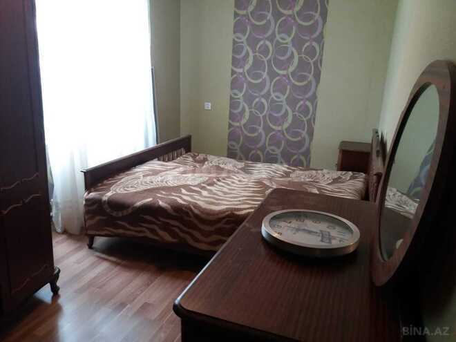 Satılır 2 otaqlı köhnə tikili 55 m², Elmlər Akademiyası m., photo 4 from 9