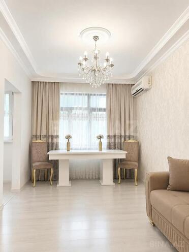 Satılır 3 otaqlı köhnə tikili 70 m², Memar Əcəmi m., photo 1 from 9