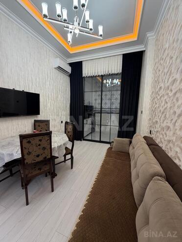 Сдаётся 2-комн. новостройка 65 м², photo 1 from 15