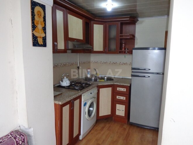 Продаётся 1-комн. вторичка 42 м², м. Элмляр Академиясы, photo 6 from 14