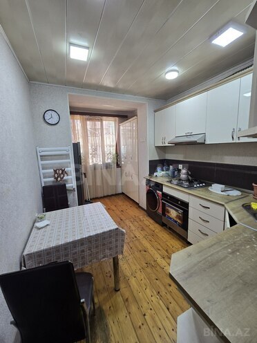 Сдаётся 3-комн. вторичка 65 м², м. Ази Асланов, photo 7 from 13