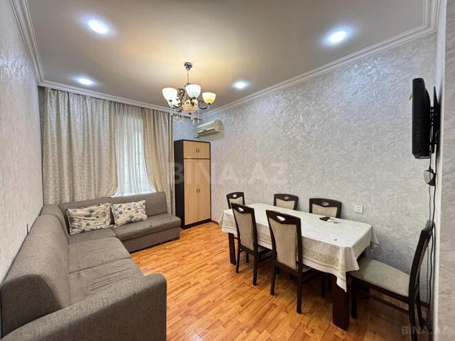 İcarəyə verilir 2 otaqlı köhnə tikili 40 m², Sahil m., photo 1 from 12