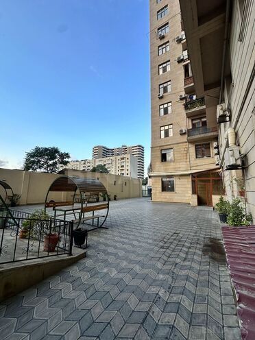 Сдаётся 3-комн. новостройка 100 м², м. Элмляр Академиясы, photo 7 from 32