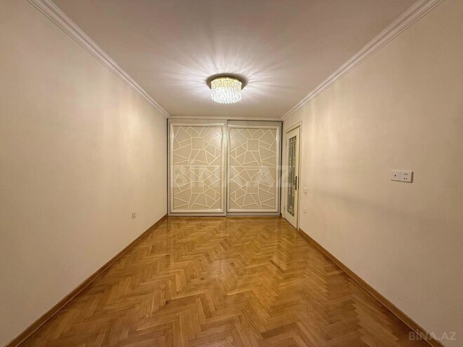 Сдаётся 5-комн. офис 180 м², Бинагадинский р., photo 17 from 21
