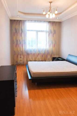 Сдаётся 2-комн. новостройка 100 м², м. Иншаатчылар, photo 3 from 9