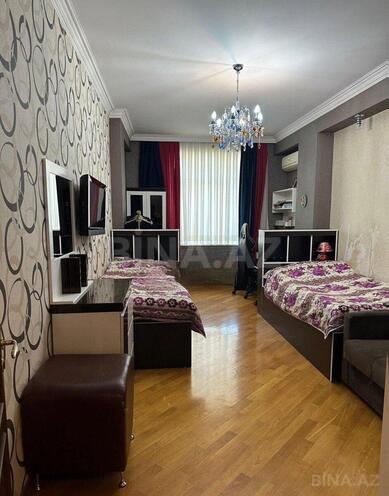 Продаётся 4-комн. новостройка 212 м², м. Элмляр Академиясы, photo 8 from 17