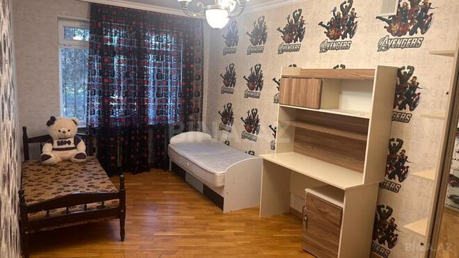 Satılır 3 otaqlı köhnə tikili 90 m², Xalqlar Dostluğu m., photo 8 from 13