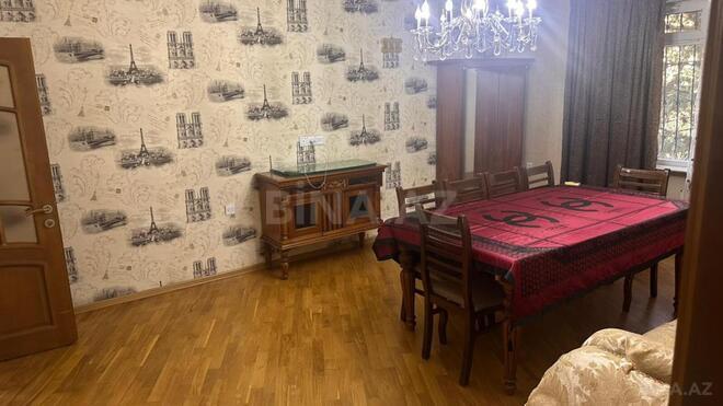 Satılır 3 otaqlı köhnə tikili 90 m², Xalqlar Dostluğu m., photo 6 from 13