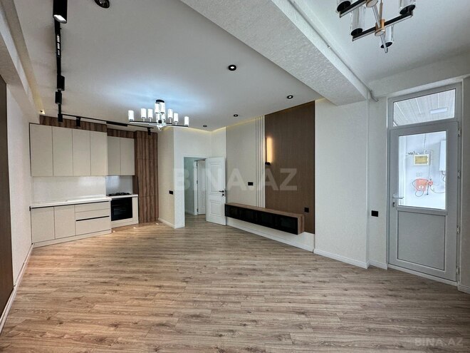 Продаётся 2-комн. новостройка 70 м², м. Кара Караев, photo 6 from 12