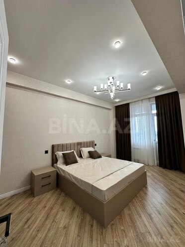 Продаётся 2-комн. новостройка 70 м², м. Кара Караев, photo 1 from 12