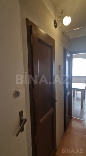 Продаётся 3-комн. вторичка 60 м², м. Ази Асланов, photo 3 from 16