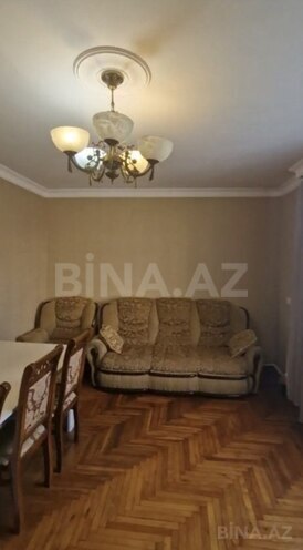 Продаётся 3-комн. вторичка 60 м², м. Ази Асланов, photo 1 from 16