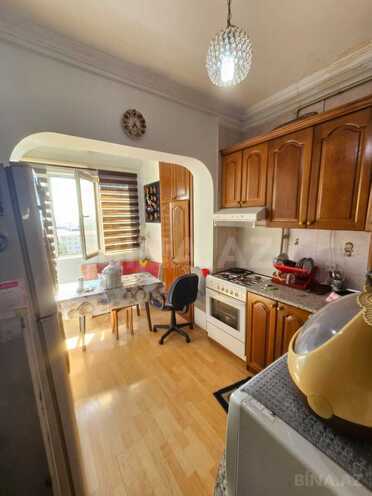 Satılır 4 otaqlı köhnə tikili 110 m², Xalqlar Dostluğu m., photo 11 from 23