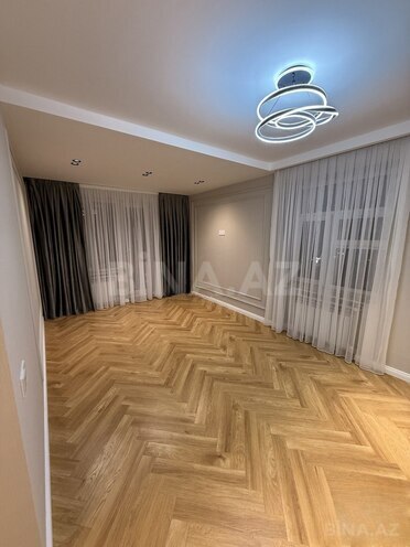 Продаётся 2-комн. вторичка 47 м², м. Элмляр Академиясы, photo 8 from 16