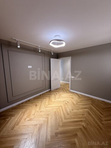 Продаётся 2-комн. вторичка 47 м², м. Элмляр Академиясы, photo 13 from 16