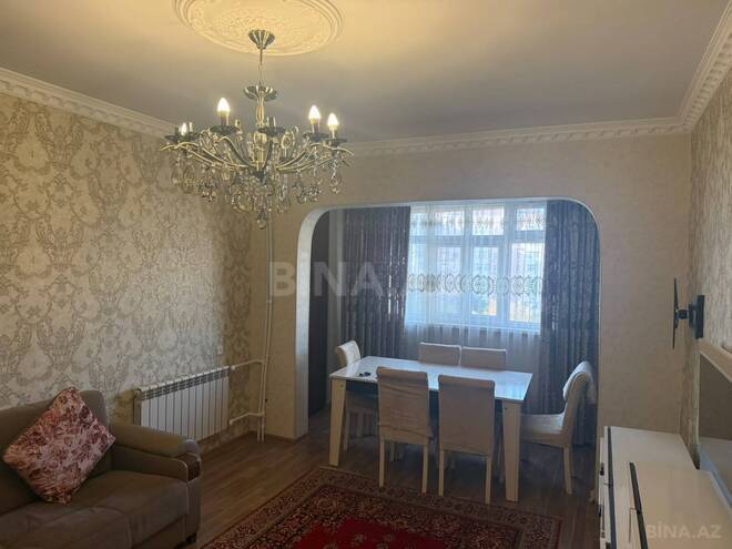 Продаётся 3-комн. вторичка 82 м², photo 1 from 17