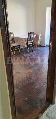 Satılır 3 otaqlı köhnə tikili 70 m², Nizami m., photo 5 from 20