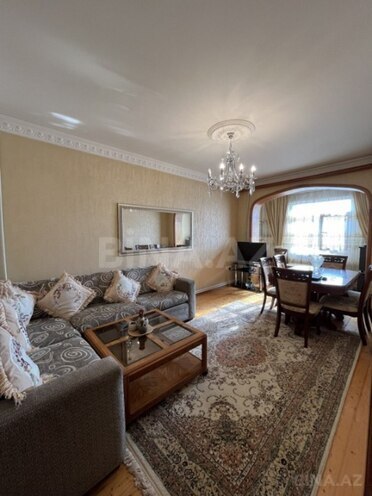 Satılır 4 otaqlı köhnə tikili 110 m², Əhmədli m., photo 1 from 20