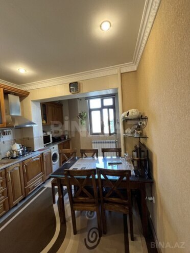 Satılır 4 otaqlı köhnə tikili 110 m², Əhmədli m., photo 10 from 20