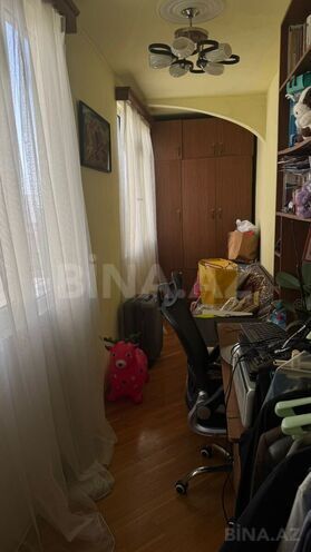 Продаётся 3-комн. вторичка 100 м², м. Элмляр Академиясы, photo 3 from 9