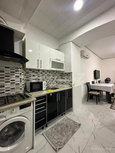 İcarəyə verilir 2 otaqlı köhnə tikili 69 m², Sahil m., photo 4 from 10
