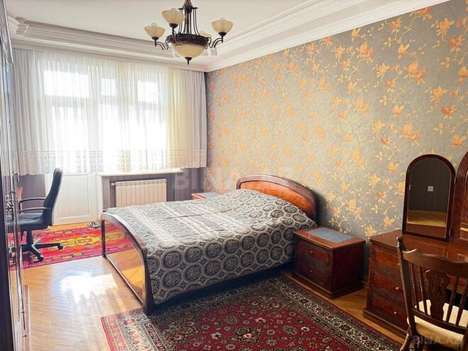 İcarəyə verilir 4 otaqlı yeni tikili 200 m², Nizami m., photo 13 from 29