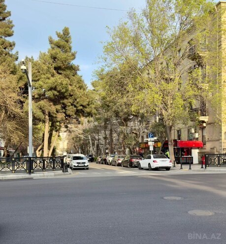 İcarəyə verilir 3 otaqlı köhnə tikili 80 m², Elmlər Akademiyası m., photo 16 from 17