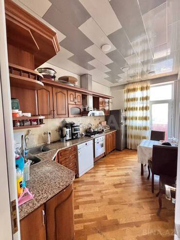 Продаётся 3-комн. новостройка 100 м², м. Нефтчиляр, photo 8 from 13
