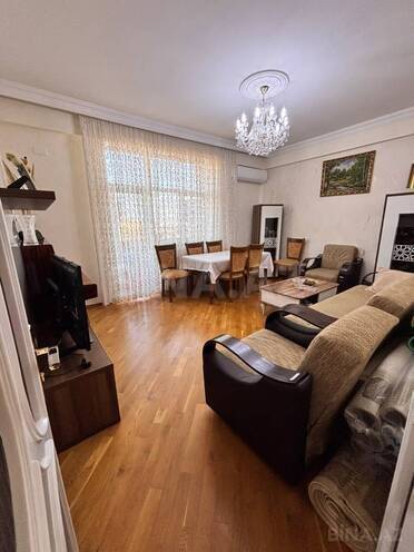 Продаётся 3-комн. новостройка 100 м², м. Нефтчиляр, photo 1 from 13
