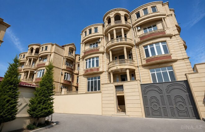 Satılır 40 otaqlı həyət evi/bağ evi 4 000 m², Badamdar q., photo 1 from 11