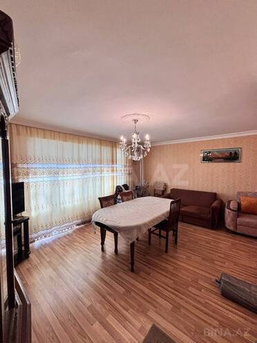 Продаётся 2-комн. вторичка 57 м², м. Нефтчиляр, photo 1 from 12