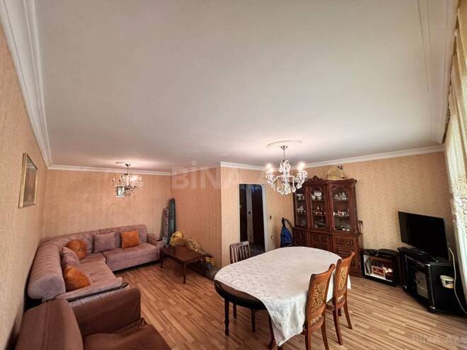 Продаётся 2-комн. вторичка 57 м², м. Нефтчиляр, photo 3 from 12
