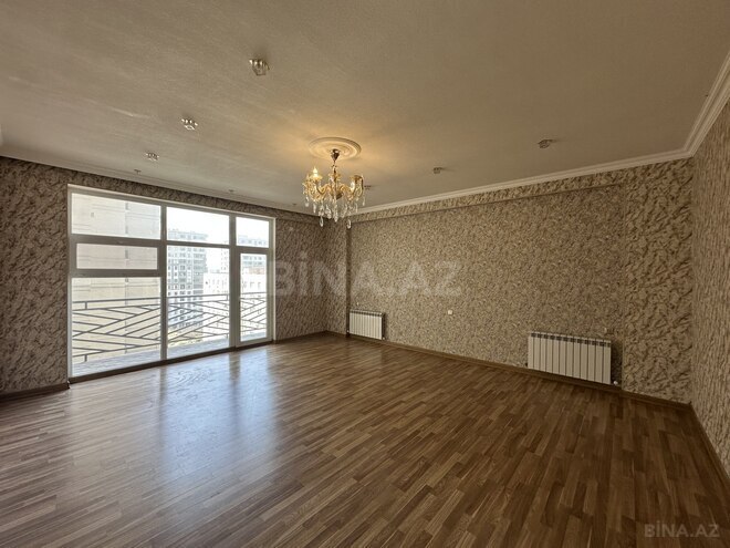 Продаётся 3-комн. новостройка 145 м², Хатаинский р., photo 1 from 20