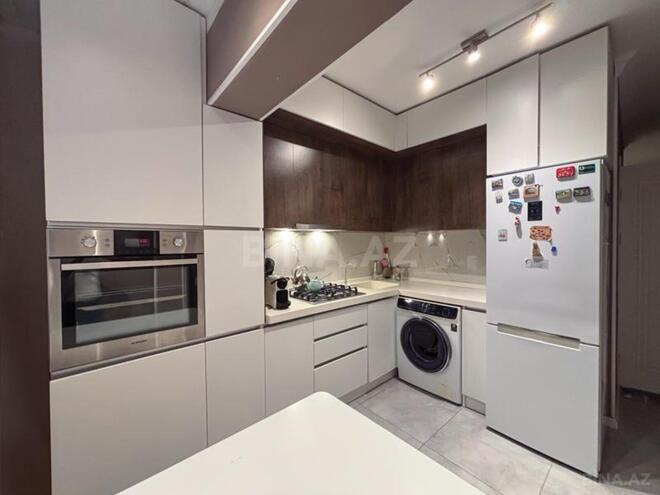 Satılır 4 otaqlı köhnə tikili 110 m², Azadlıq Prospekti m., photo 16 from 18