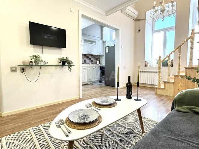 İcarəyə verilir 2 otaqlı köhnə tikili 50 m², İçəri Şəhər m., photo 3 from 17
