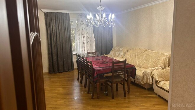 Satılır 3 otaqlı köhnə tikili 90.4 m², Xalqlar Dostluğu m., photo 1 from 13