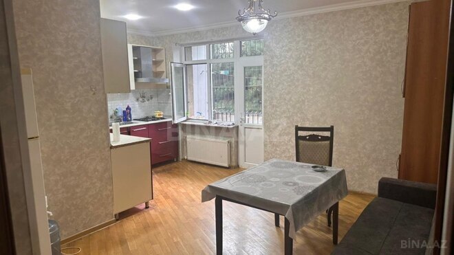 Satılır 3 otaqlı köhnə tikili 90.4 m², Xalqlar Dostluğu m., photo 7 from 13