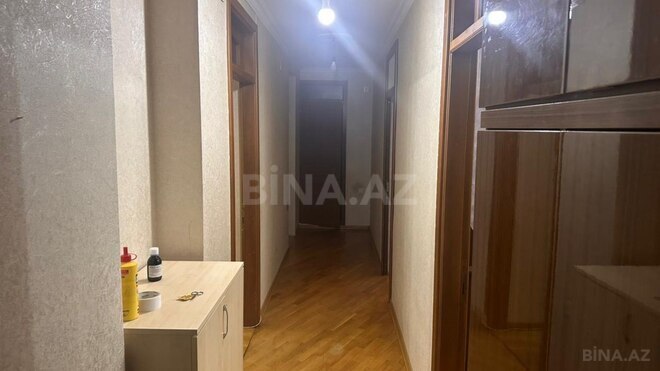 Satılır 3 otaqlı köhnə tikili 90.4 m², Xalqlar Dostluğu m., photo 8 from 13