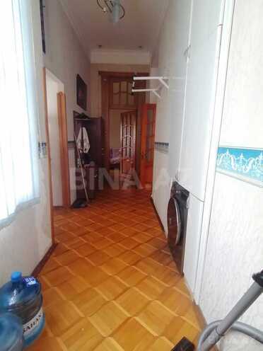Satılır 6 otaqlı köhnə tikili 220 m², Nizami m., photo 19 from 30