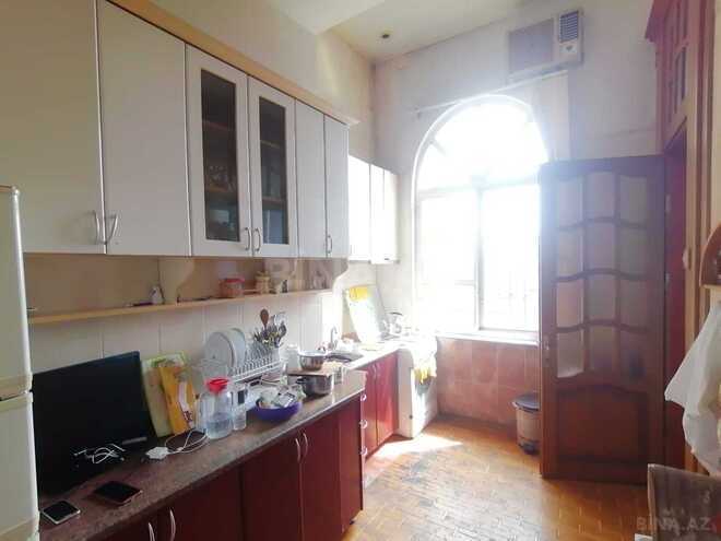 Satılır 6 otaqlı köhnə tikili 220 m², Nizami m., photo 22 from 30