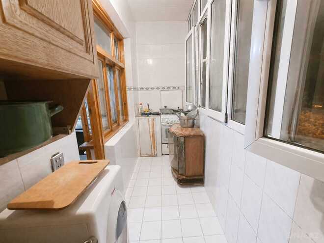 Продаётся 2-комн. вторичка 60 м², м. Нефтчиляр, photo 9 from 12