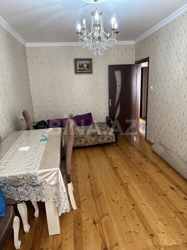 Продаётся 2-комн. вторичка 65 м², м. Ази Асланов, photo 4 from 12