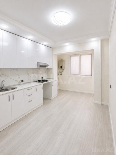 Продаётся 2-комн. вторичка 65 м², м. Ази Асланов, photo 6 from 11