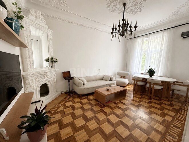 Продаётся 3-комн. вторичка 85 м², Насиминский  р., photo 1 from 11