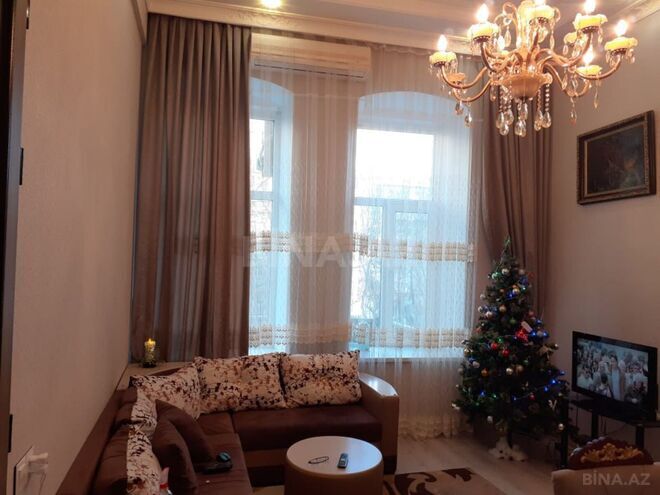 Продаётся 3-комн. вторичка 100 м², м. Сахил, photo 1 from 14