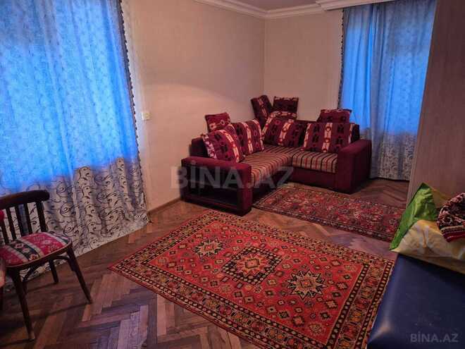 Продаётся 1-комн. вторичка 35 м², м. Элмляр Академиясы, photo 1 from 15