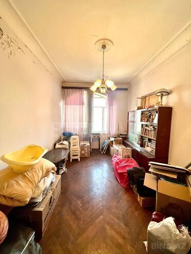 Продаётся 3-комн. вторичка 105 м², м. Низами, photo 7 from 12