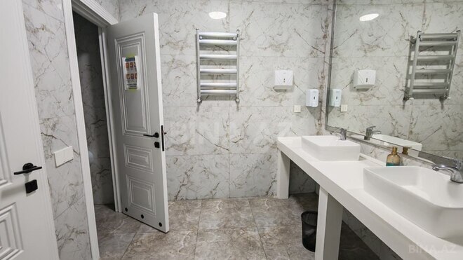 İcarəyə verilir 17 otaqlı ofis 560 m², 28 May m., photo 21 from 27
