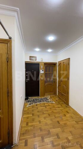 Satılır 5 otaqlı köhnə tikili 151 m², Nizami m., photo 3 from 10