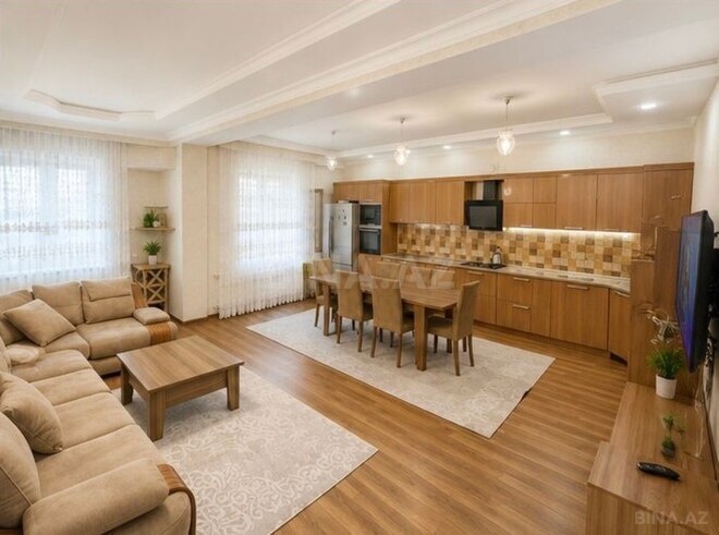 Продаётся 3-комн. новостройка 120 м², м. Шах Исмаил Хатаи, photo 1 from 8